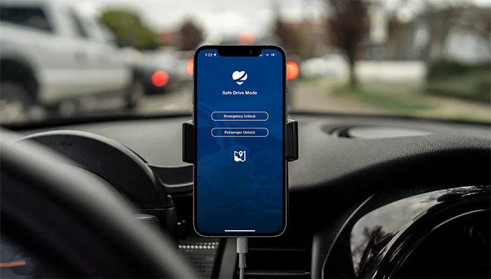LifeSaver_lock-screen-dash